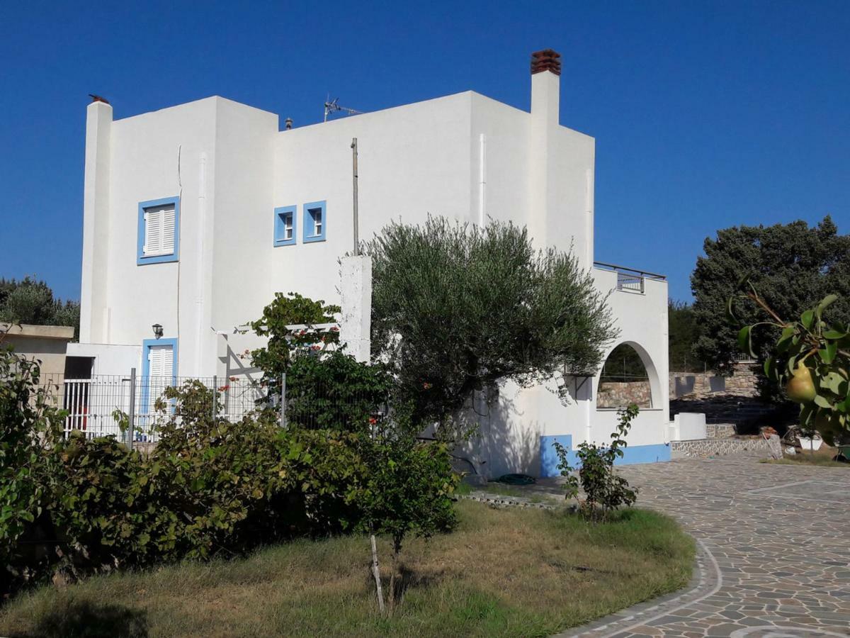Elafonisos: Two Storey House On The Sea Front 外观 照片